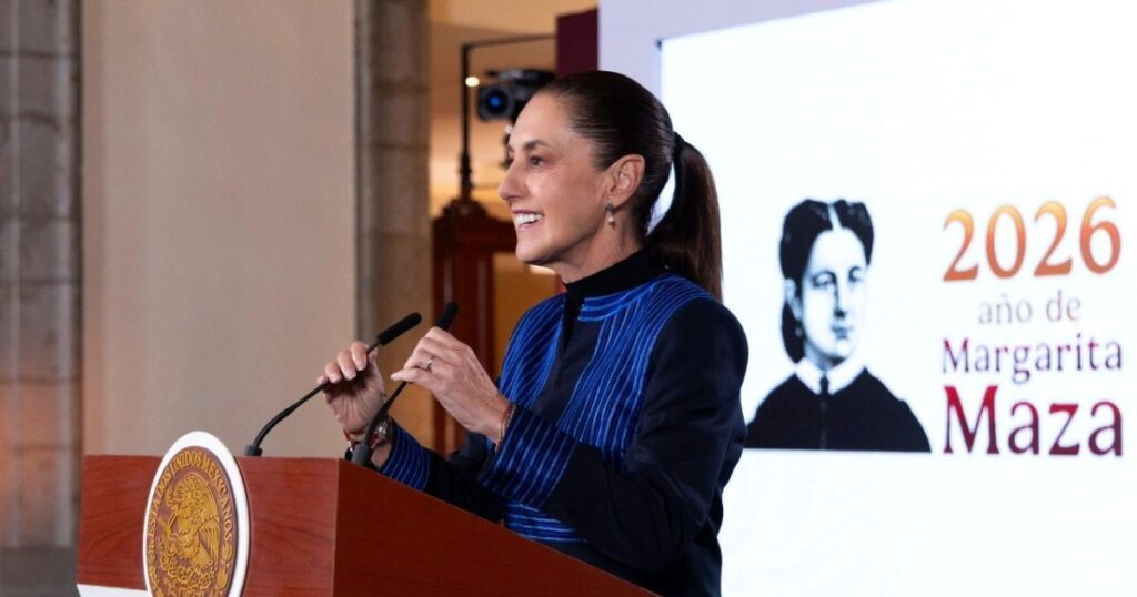 Claudia Sheinbaum en su conferencia matutina de este lunes, donde descartó la desaparición de poderes en Sinaloa y pidió un gobernador interino honesto.