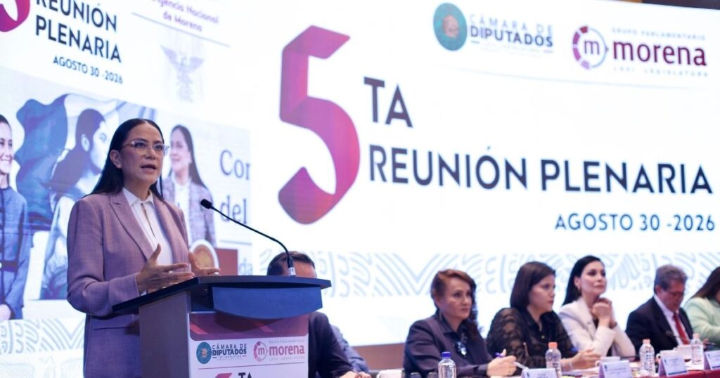 Ariadna Montiel, dirigente nacional de Morena participa en la V Reunión Plenaria de los diputados federales del partido en San Lázaro.