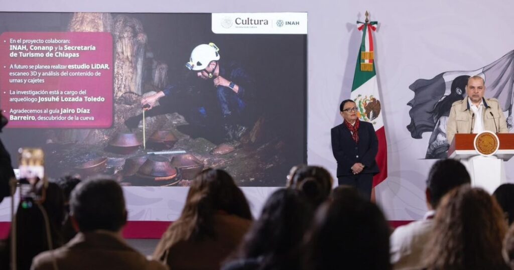 Cueva Mundo Zoque en Chiapas: INAH descubre 179 piezas prehispánicas y 13 ofrendas de la cultura zoque.