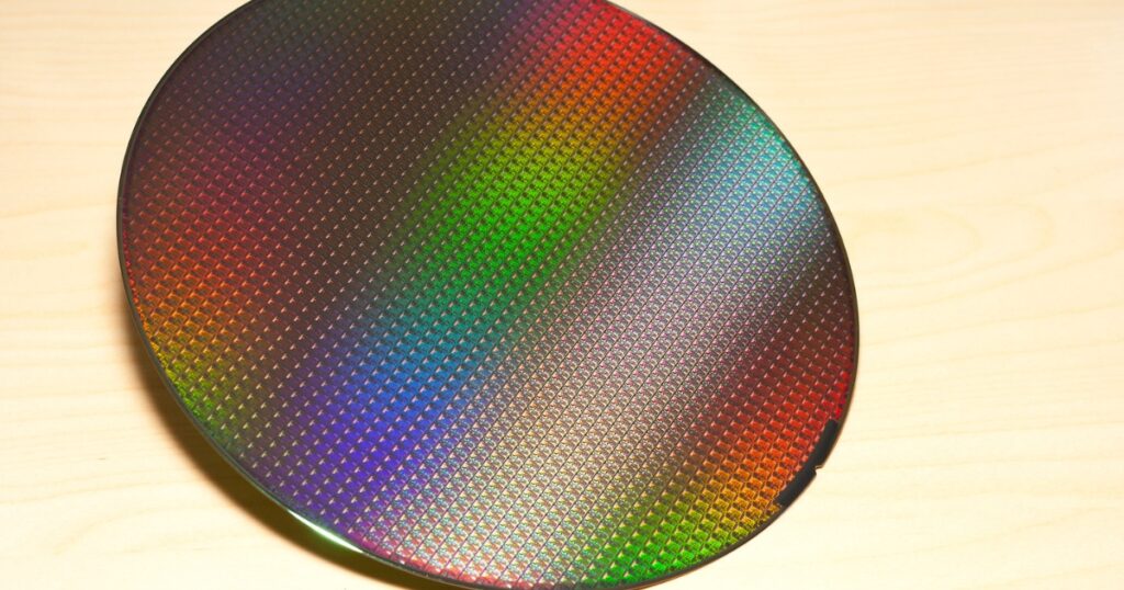 silicon wafer crop México y AMD firman acuerdo para capacitar en inteligencia artificial a especialistas de Secihti y fortalecer la soberanía tecnológica.