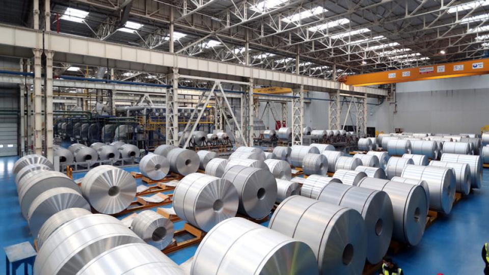 Bobinas metálicas ilustran el comercio de acero y aluminio en México