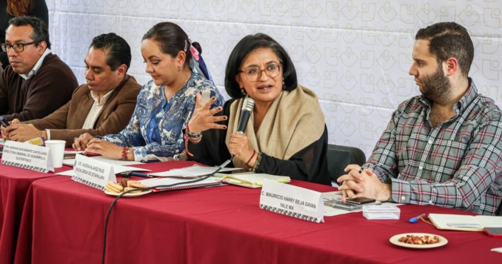La alcaldesa Aleida Alavez Ruiz durante un evento en Iztapalapa