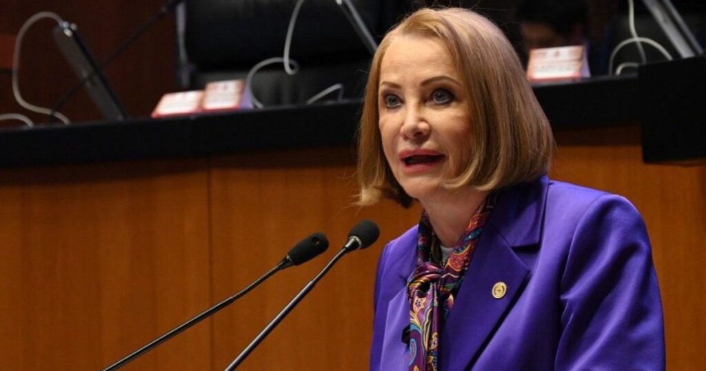Laura Itzel Castillo, nueva titular de la Secretaría de las Mujeres, durante un acto oficial