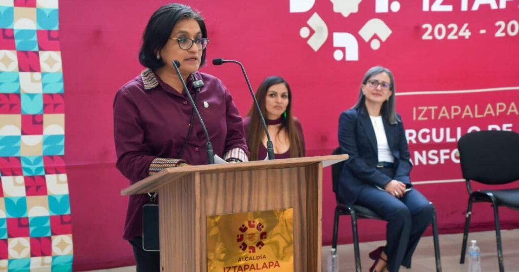 Aleida Alavez durante la inauguración de un espacio de atención jurídica en Iztapalapa