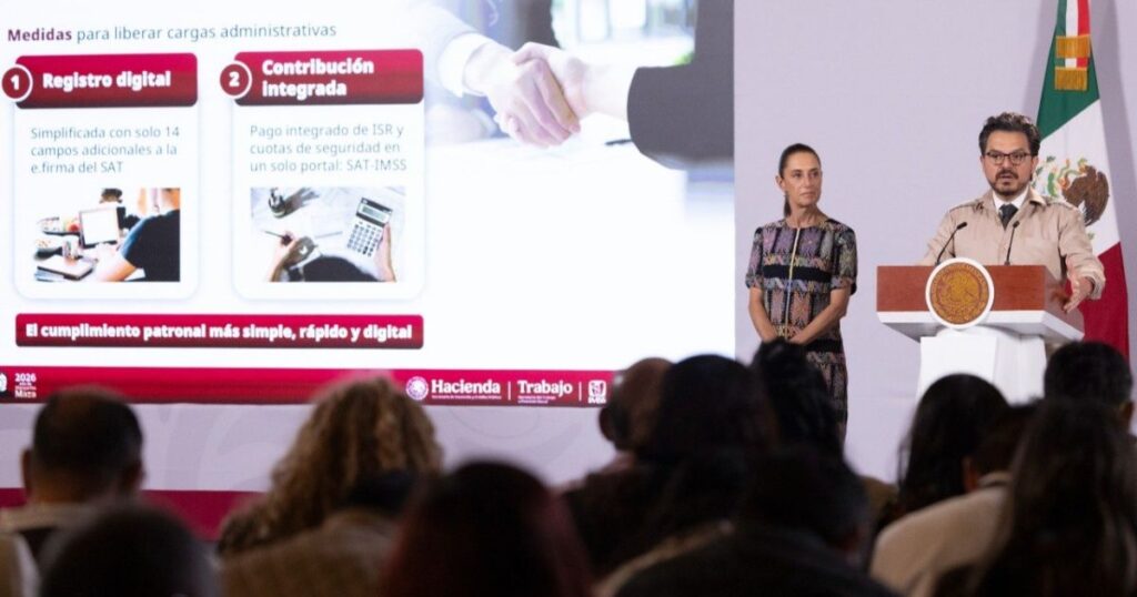 Presentación de medidas para pequeñas empresas durante la conferencia presidencial, con Claudia Sheinbaum y Zoé Robledo
