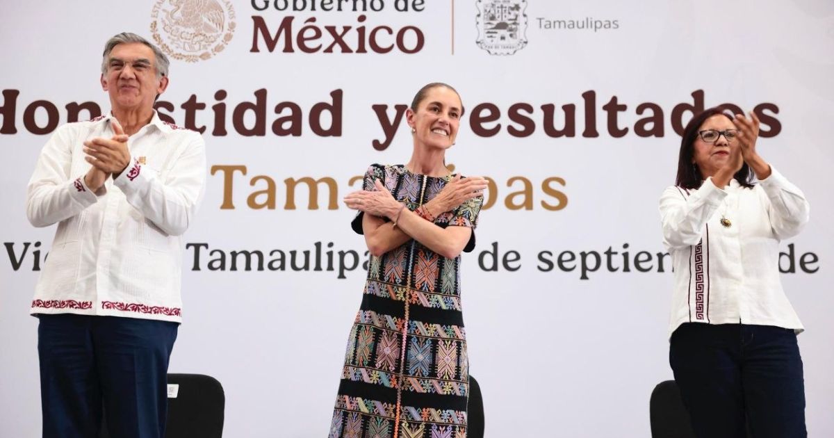 Claudia Sheinbaum durante un acto de Bienestar en Tamaulipas, acompañada por autoridades estatales