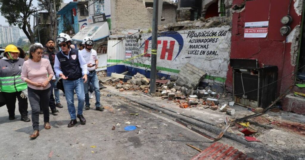 Autoridades recorren inmuebles dañados en Minas de Cristo tras la explosión