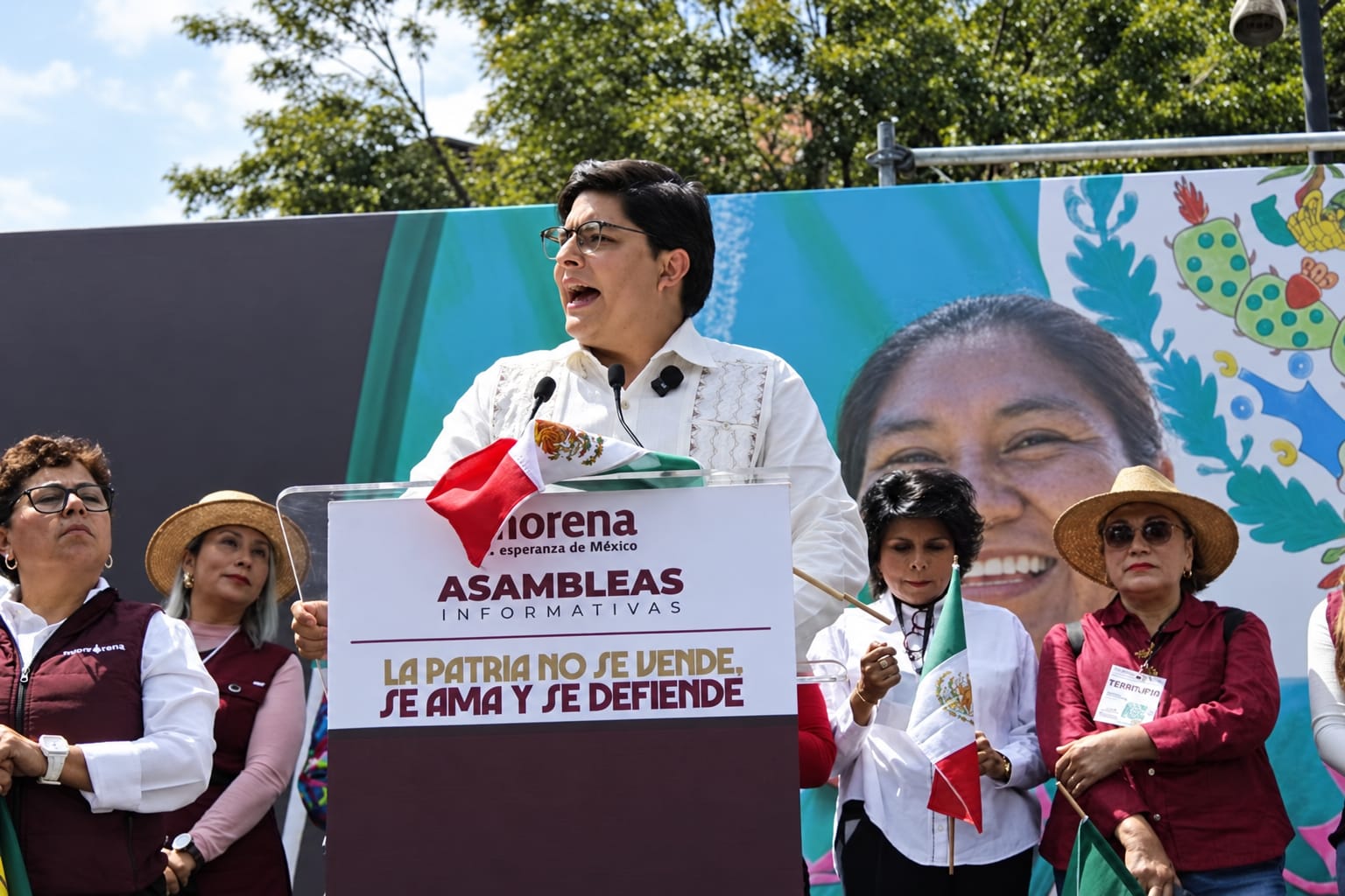 Paulo García encabeza acto de Morena CDMX durante las asambleas informativas en Tlatelolco