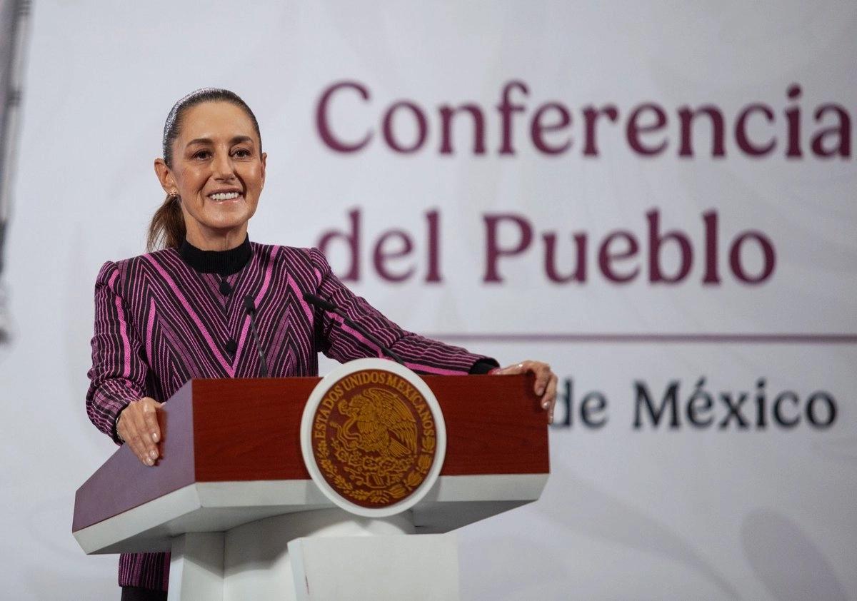 Claudia Sheinbaum durante una Conferencia del Pueblo en Palacio Nacional